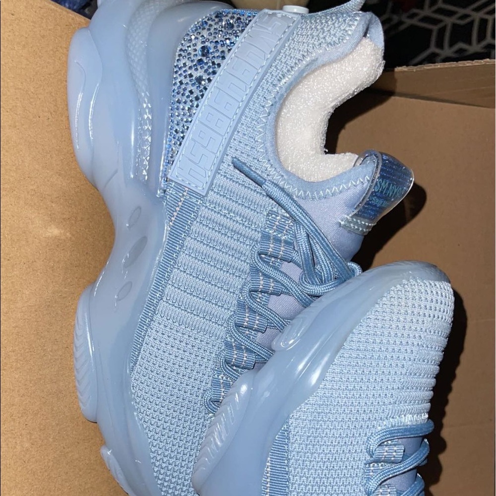 Steve Madden sneakers